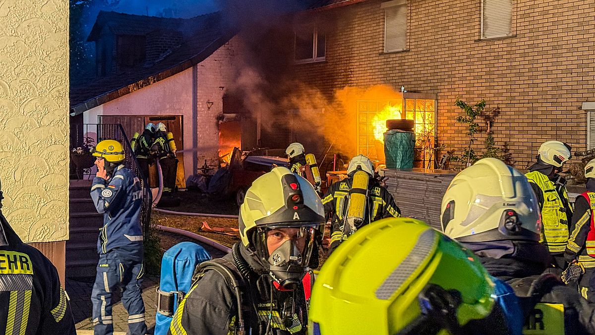Schwerer Brand in Edesheim: Einfamilienhaus unbewohnbar, hoher Schaden
